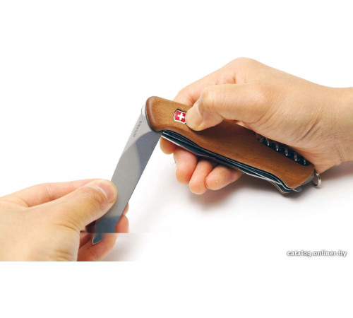 Туристический нож Victorinox RangerWood 55 [0.9561.63]